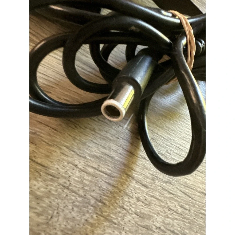 Dell PA-12 Family‎ 65W AC Adapter Laptop Charger 19.5V 3.34A YT886 FA65NS0-00
